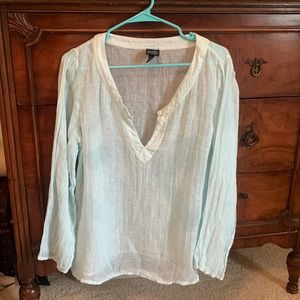 Eileen Fisher Light Blue Linen Top Medium